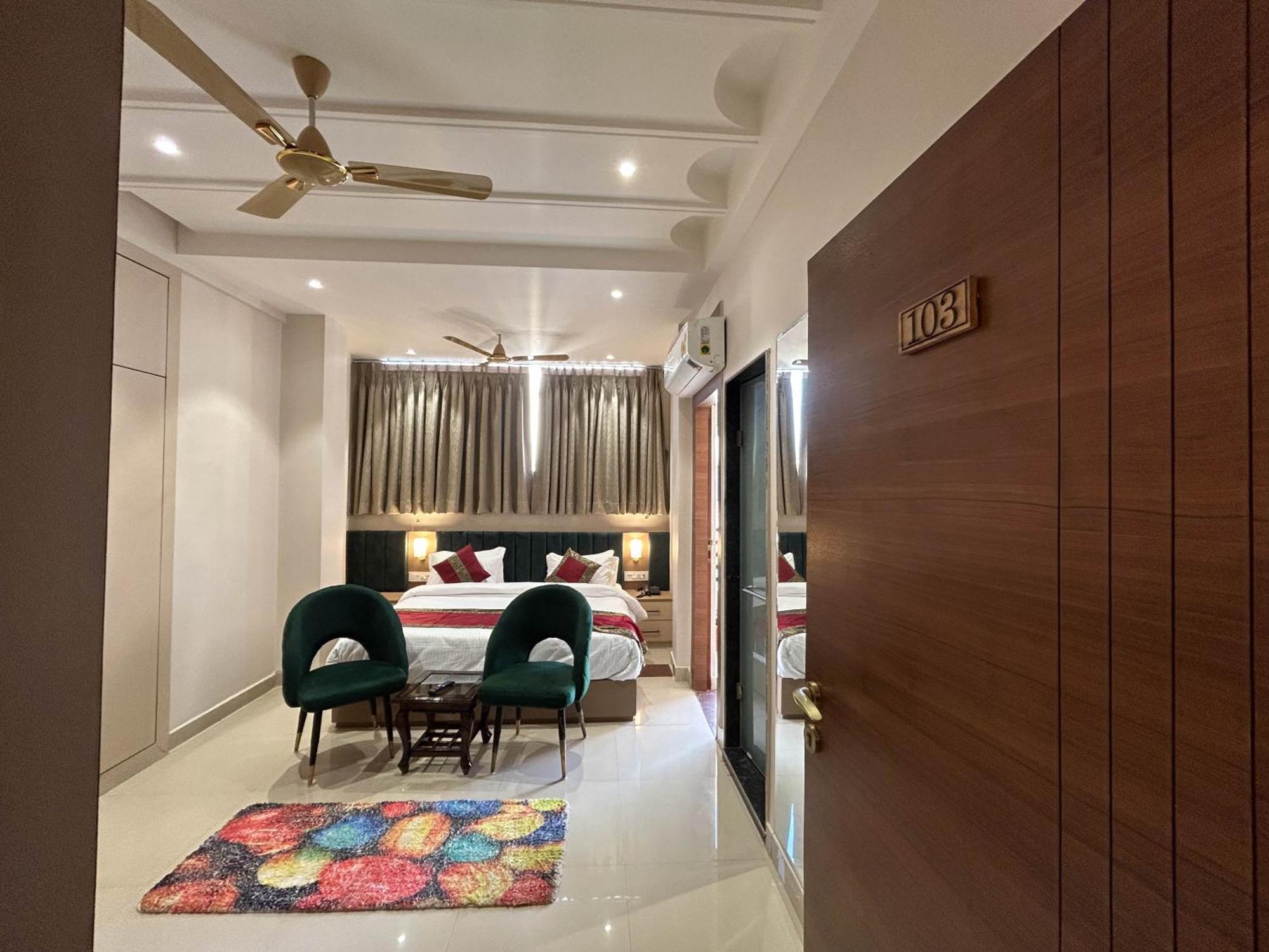 Golden Grove Homestay, Varanasi
